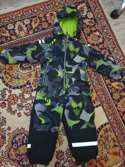 Продам комбенизон для мальчика