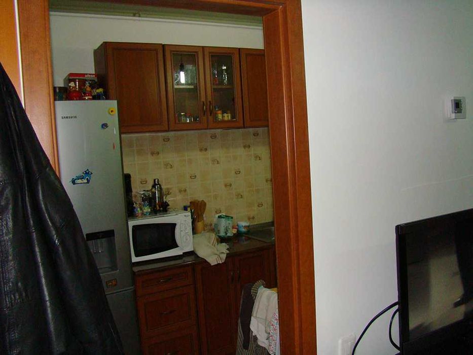 Garsonieră spațioasă de vânzare, etaj 7/15, decomandată, bucătărie separată