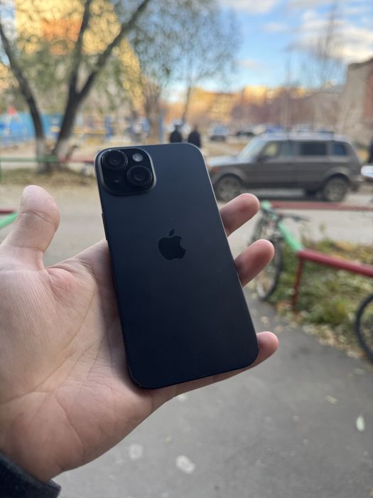 Продам Iphone 15