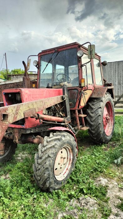 Трактор МТЗ 82. .