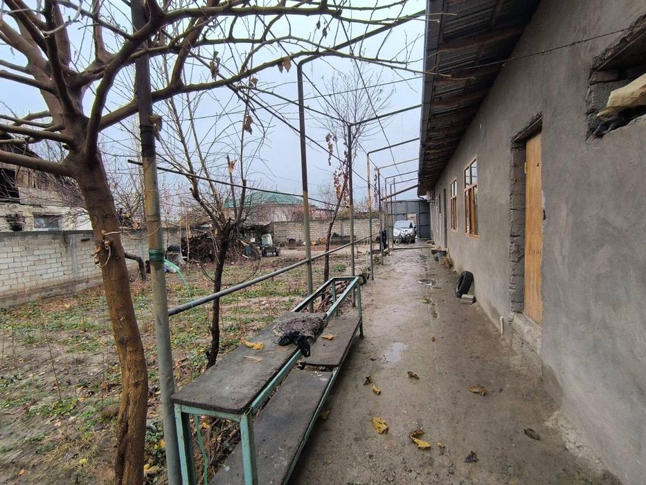 Участок 8.5 соток. Нархи келишилади. Сотихи 31.000дан.