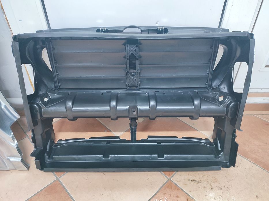 BMW F10 пластик бампера ноздри