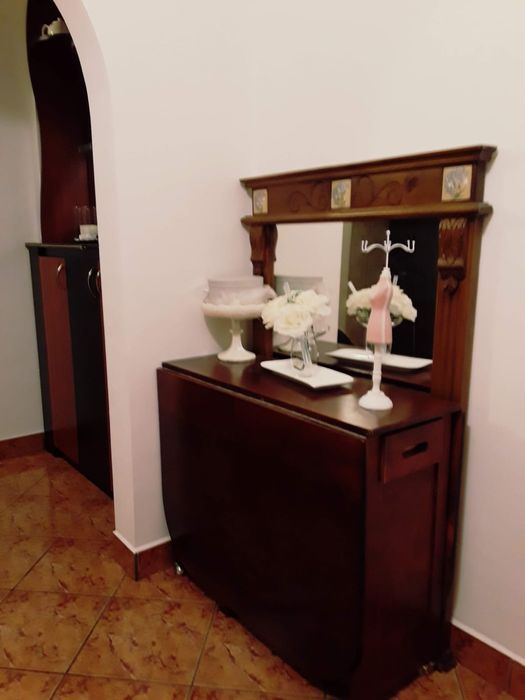 Inchiriez apartament Str.Aluminei cu loc de parcare