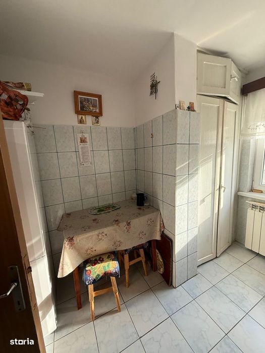 Apartament cu 2 camere semidecomandate, Zamca