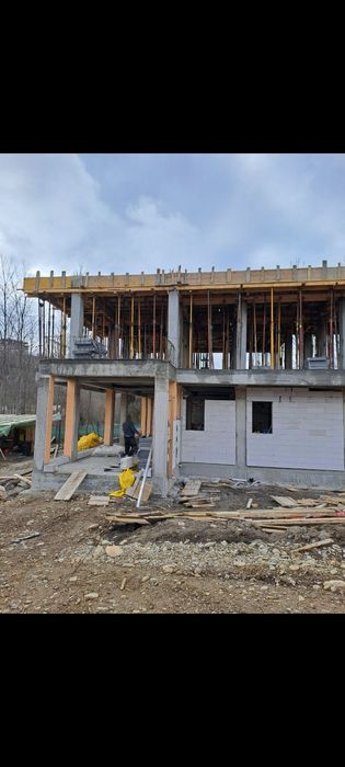 Echipa constructori executam urmatoarele: