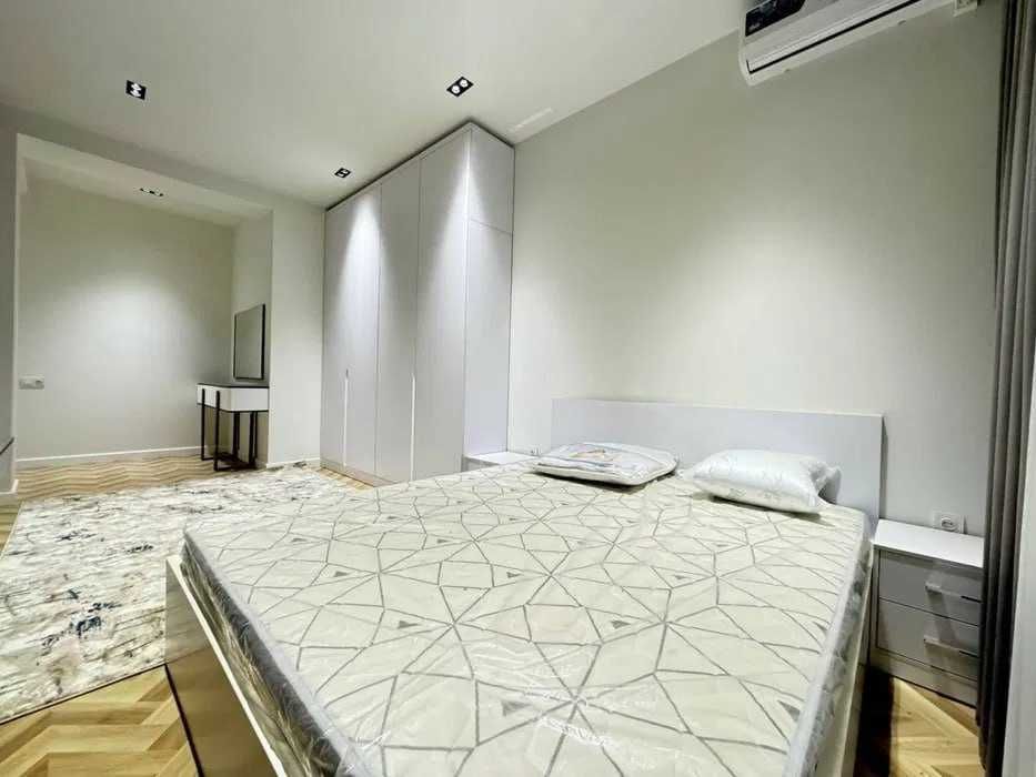 2-комнатная в ЖК Yangi Darhon, Дархан, стадион Старт`