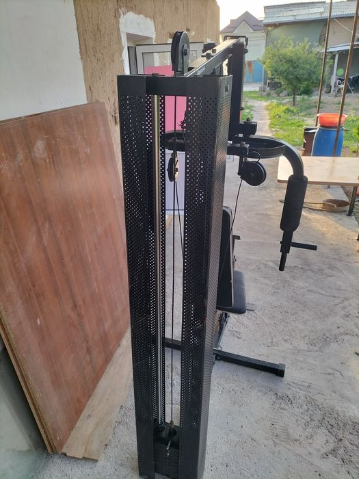 Тренажерный приспособление многофункциональный