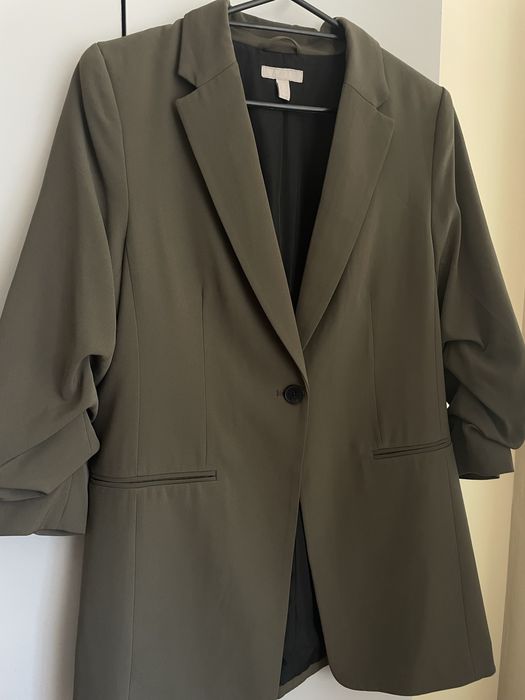 Дамско тъмнозелено дълго сако