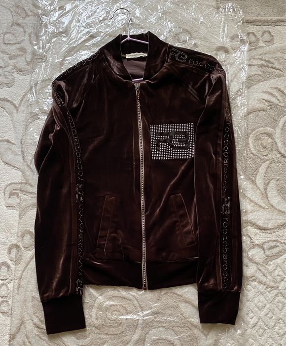 Продается женская одежда