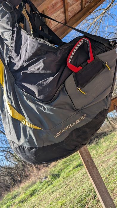 Парапланер , сбруя и запасен за начинаещи 100-130 кг