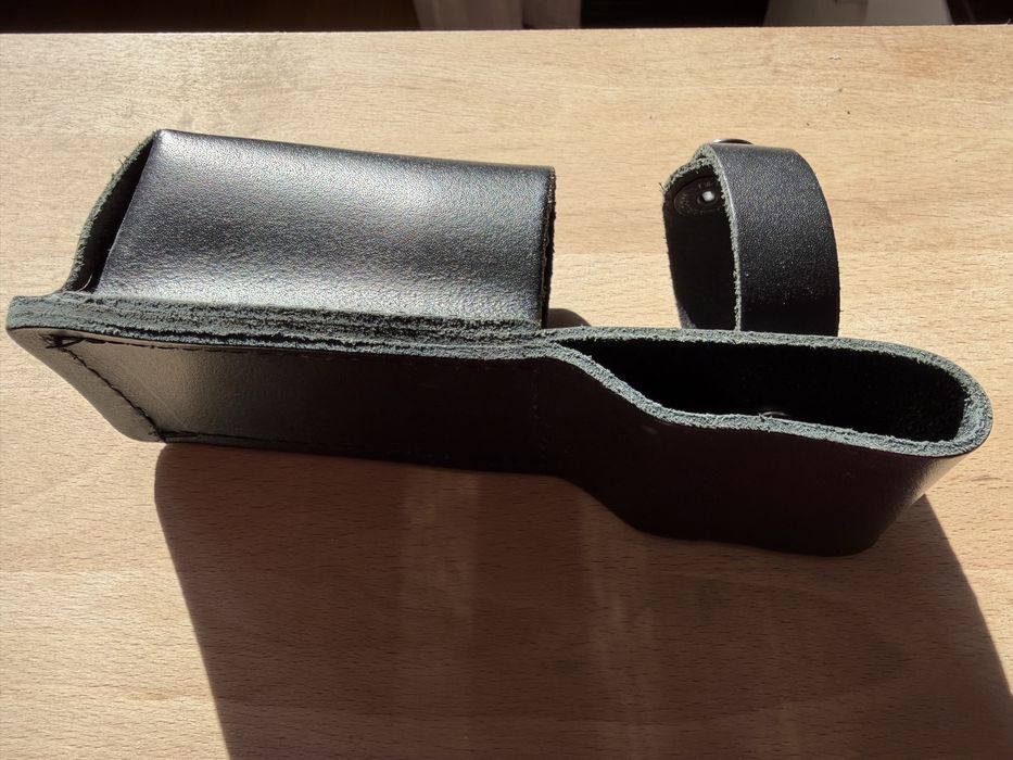 Vand spray iritant lacrimogen  cu toc piele