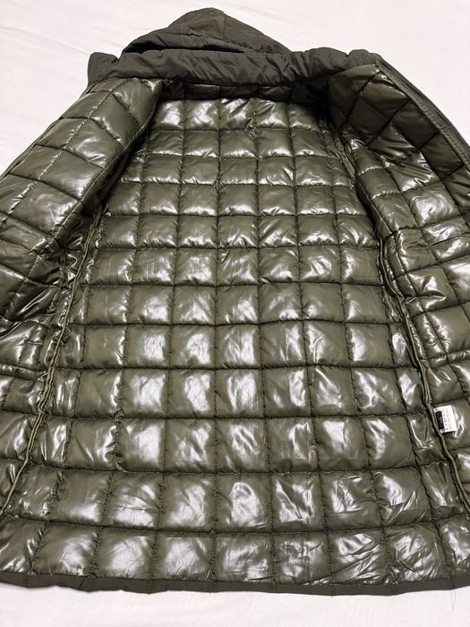 Ayollar kurtkasi.   Куртка женская