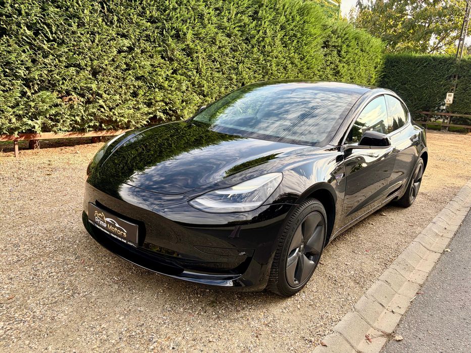 TESLA Model 3 2020 — imagine 2