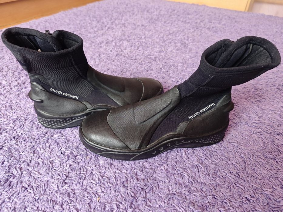 Водолазни боти Fourth element
