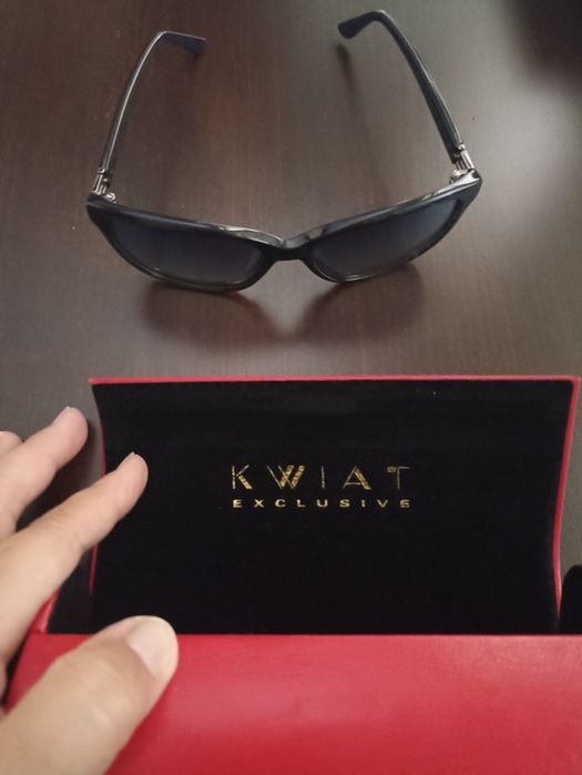 Слънчеви очила KWIAT