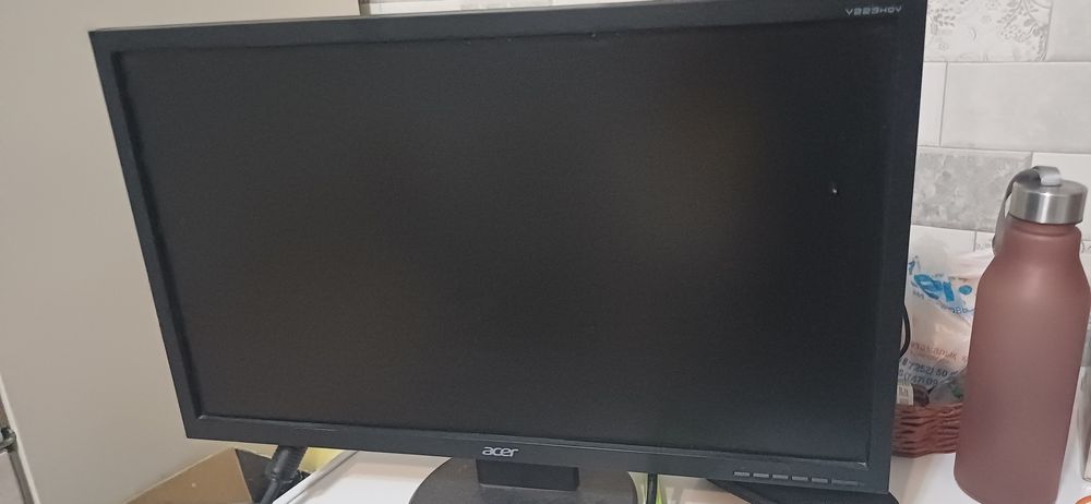 монитор Acer V223 21.5" Full HD