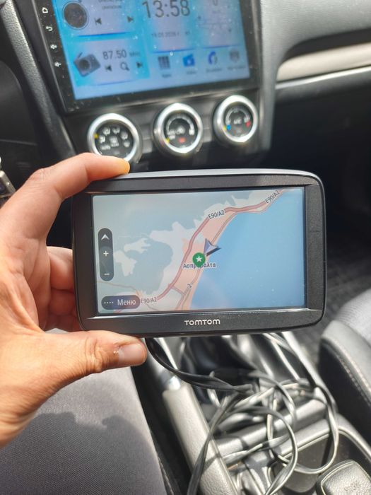 Навигация TOMTOM Start 52