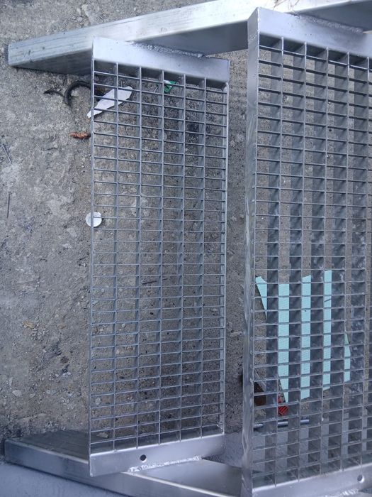 Trepte zincate galvanizate