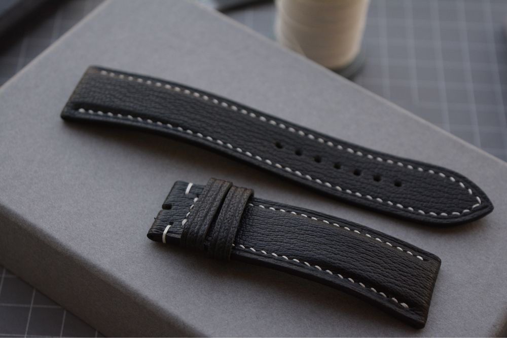 Кожаный ремешок для часов. Ручная работа. Французкая кожа.