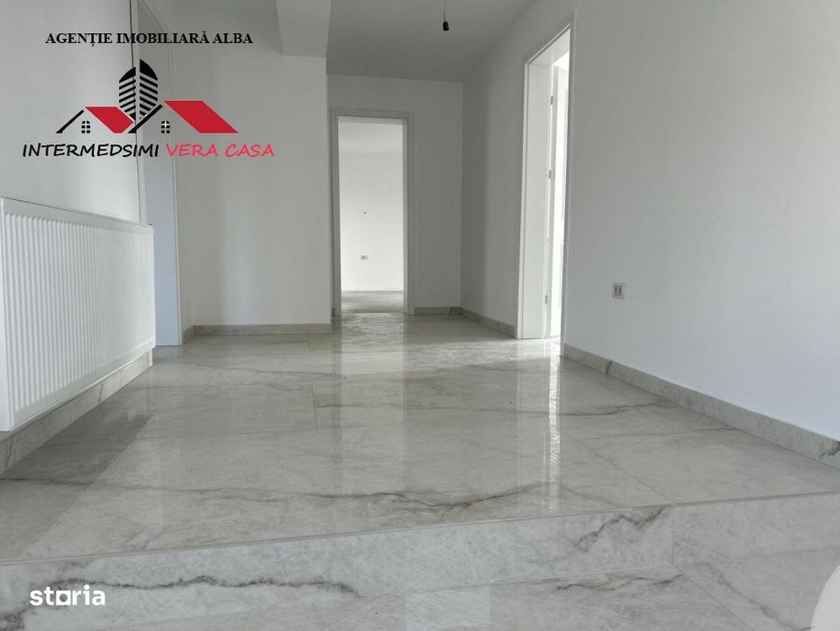 Casa noua 4 camere, 2 bai de vanzare Alba - Cetate in spate la Piata