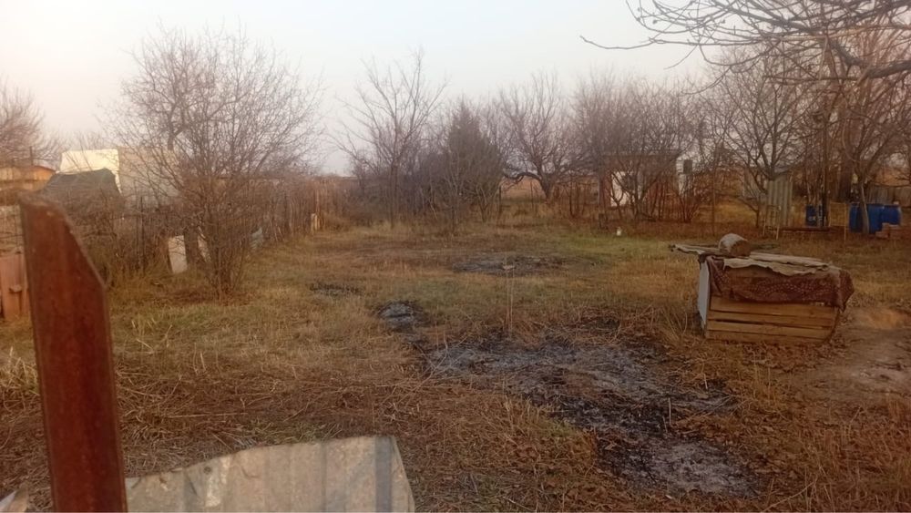 Времянка сатылады  жерімен