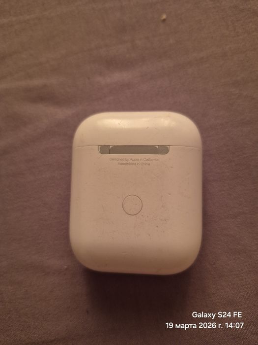 Кейс от Air pods 1.