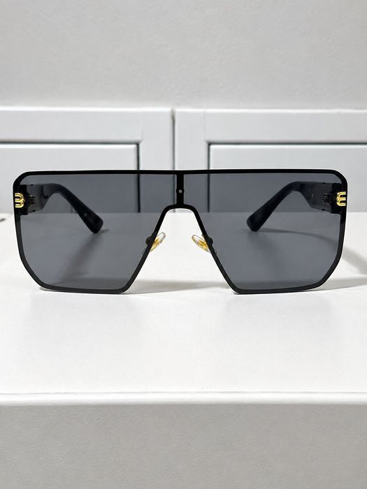 Ochelari de soare miu miu