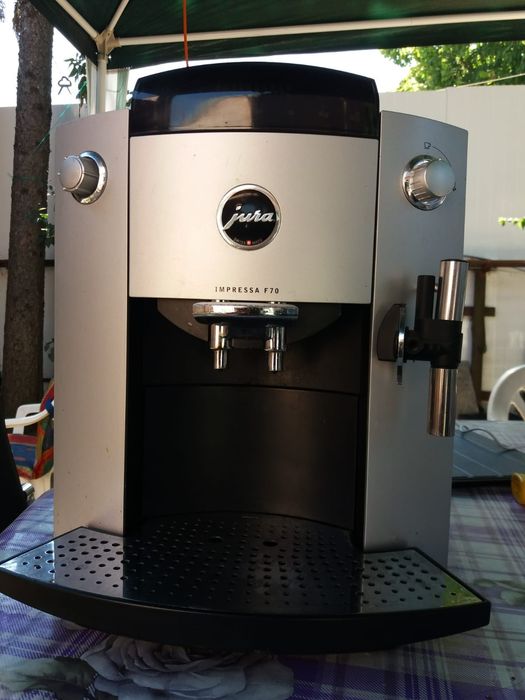 Reparatii espresoare, service aparate de cafea, revizii si intretinere