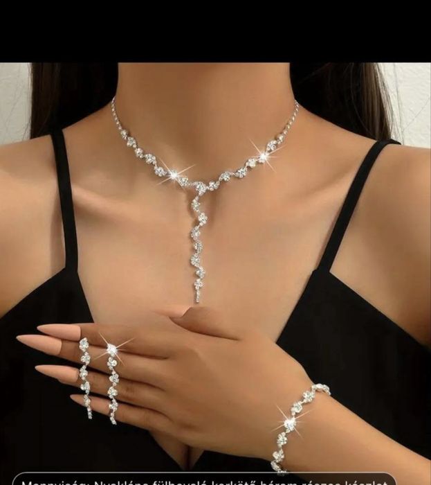 Set de bijuterii de vanzare nou