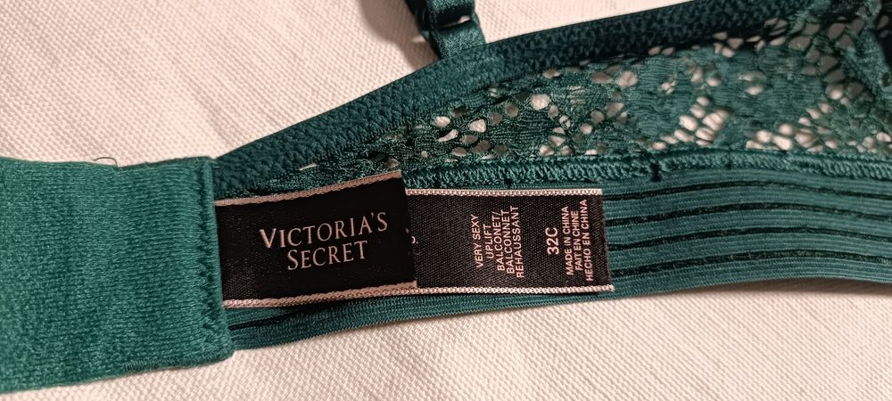 Сутиен Victorias Secret маслено зелен  32С