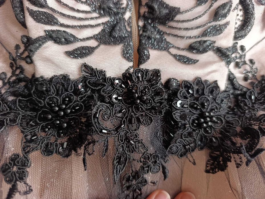 Нежна бална рокля