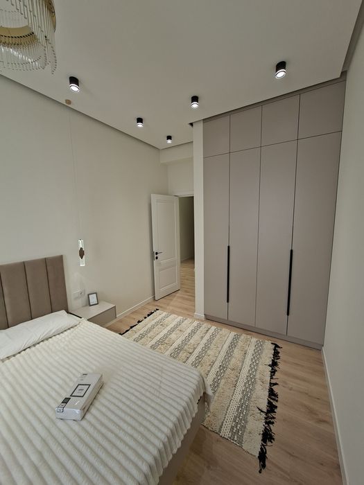 Продам свою квартиру р. Яшнобод4/2/10  110м2 ул. Бакинская Готовая рем