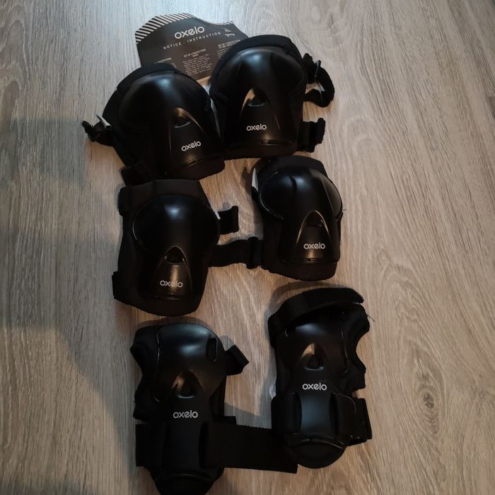 Protectii Oxelo, mar 2XS, 3-7 ani, impecabile, ca noi