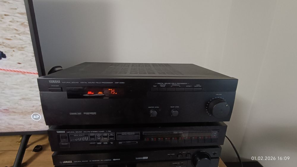 Amplificator Yamaha DSP-E390