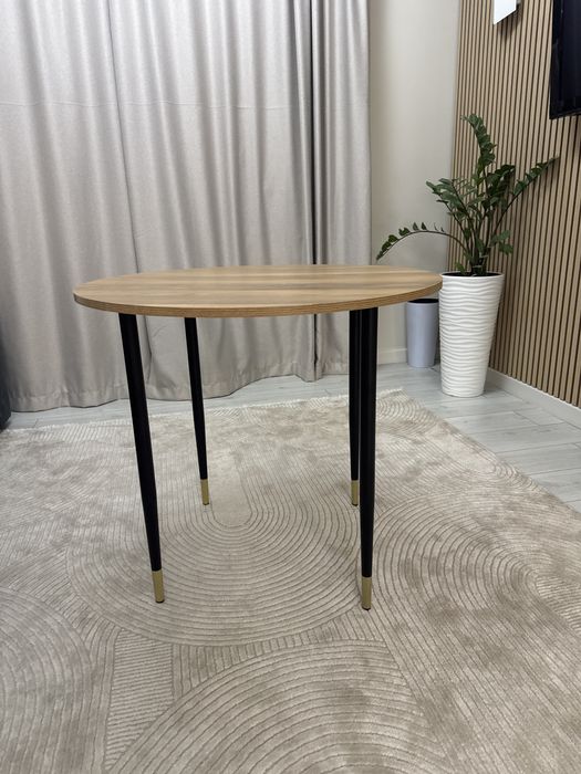 Продам журнальный столик