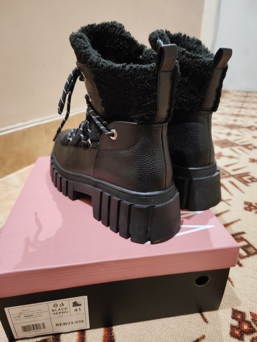 Дамски боти Tendenz