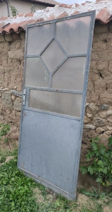 Метална Врата / Желязна Дограма