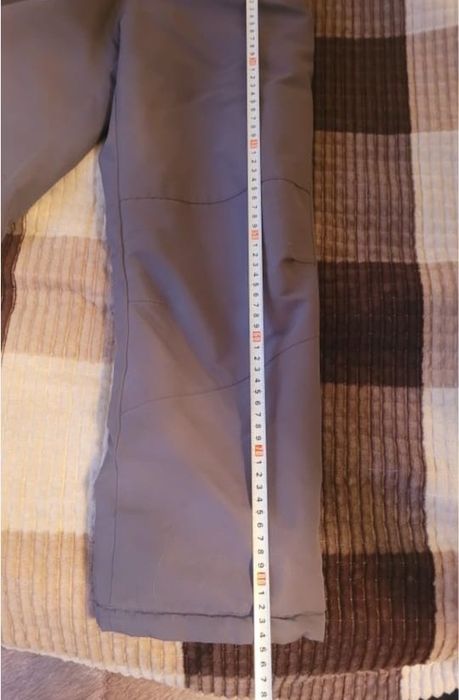 Продам осенний костюм на девочку