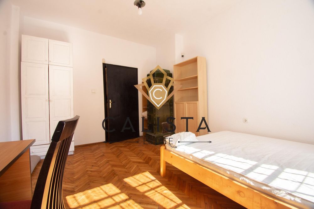 Дава се под наем Четиристаен апартамент в София, Център - 100 кв.м за 937.38 € - Снимка #4