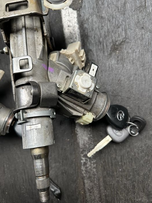 Рулевая колонка камри 40-45