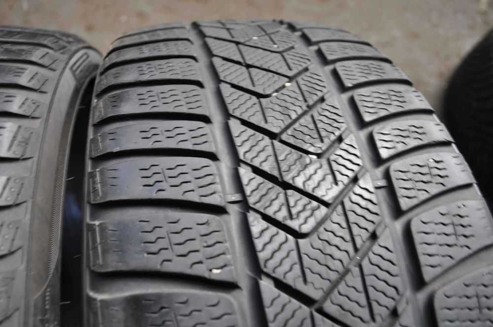Anvelope Iarna 235/35 R20 - stoc depozit