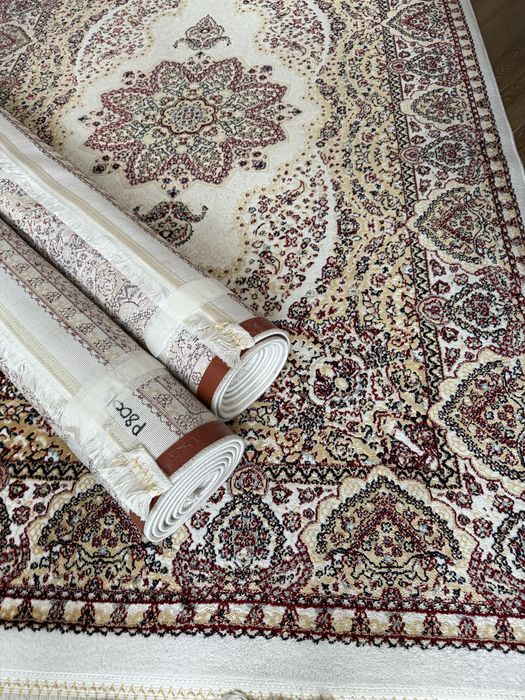 Продам иранский шелковисты ковер