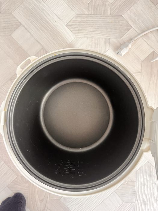 Продам мультиварку