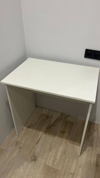 Продам стол. Парта Икеа