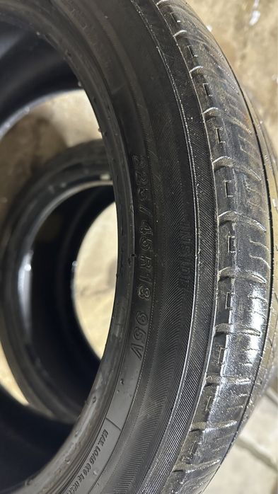 Продам шины  225/45/r18