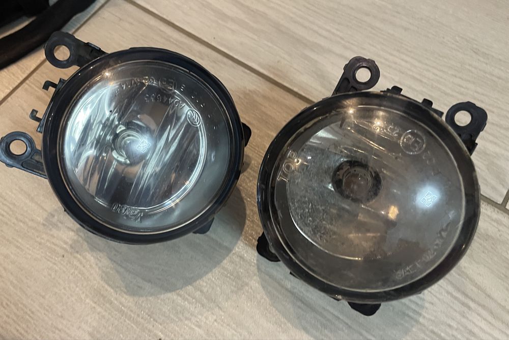 Set de proiectoare pentru Dacia Logan