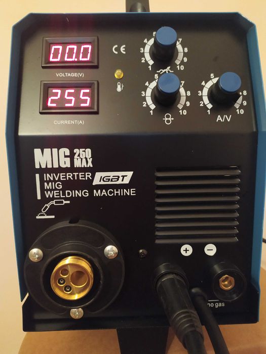 Телоподаващо  MAX 250А - Заваръчен /Телоподаващ апарат - 4м шланг