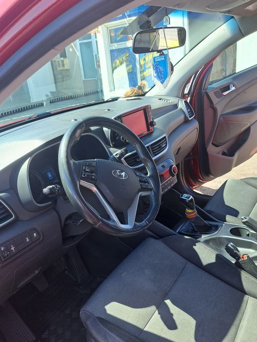 Hyundai tucson 1.6