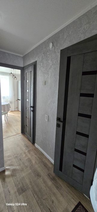 По часам в районе ,Атриум АльФараби!!! 2500