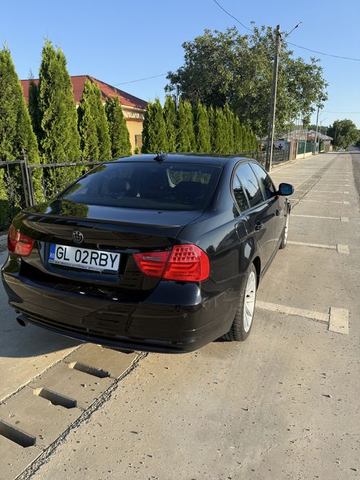 BMW Seria 3 2010 — imagine 5